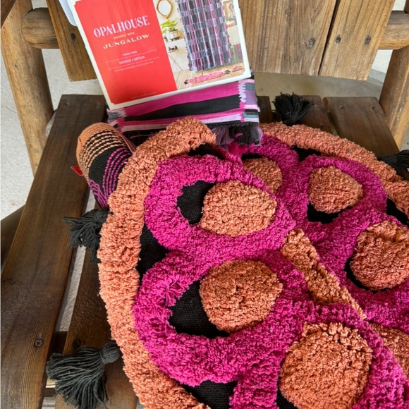 2 Piece Bath Set - Shower Curtain and Rug - Picture 1 of 11